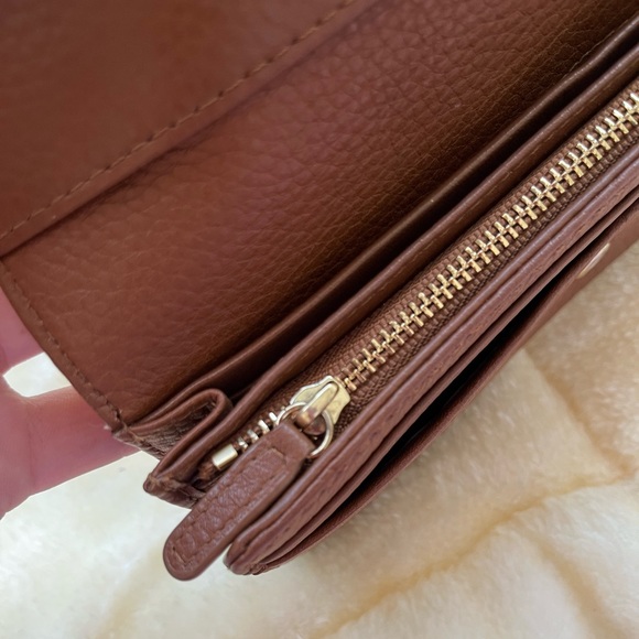 Michael Kors Slim Flap Wallet - Brown - Picture 12 of 17